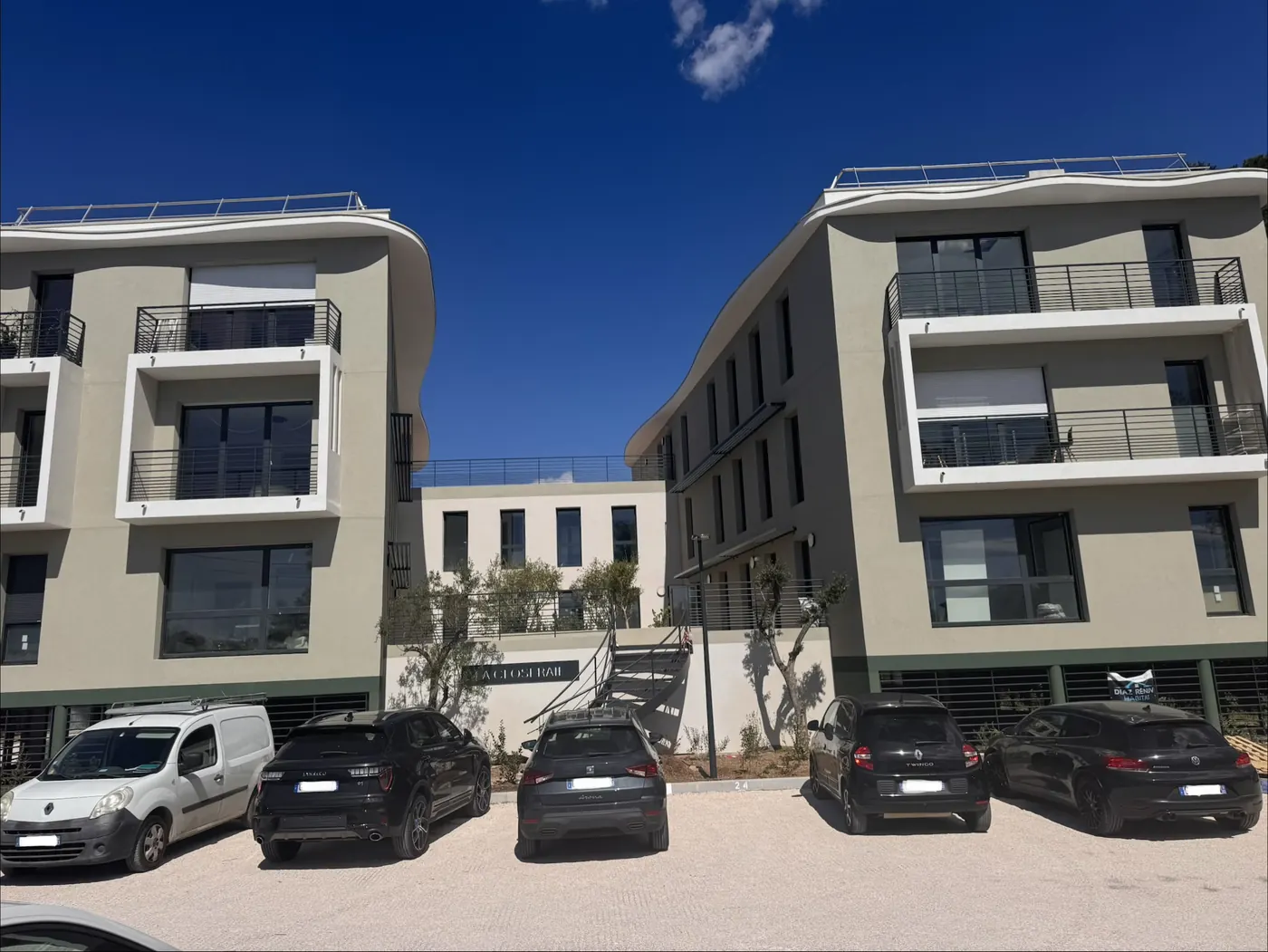 La résidence du 137 rue des Oliviers à La Garde, où se trouve le cabinet